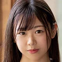 綾瀬こころの顔写真